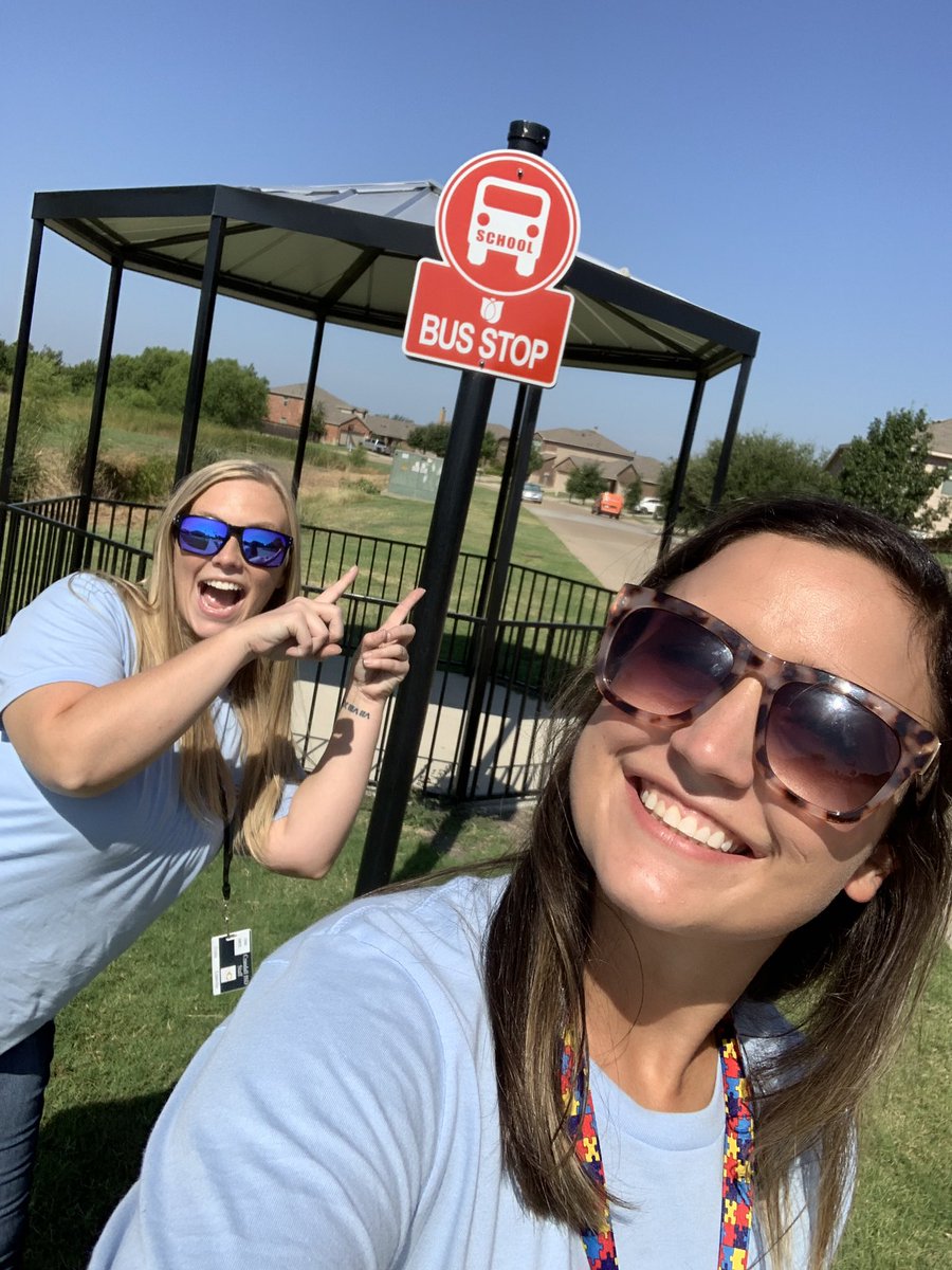AlexWil92217827's tweet photo. #thisisdietz @CISDDietz #blueandgreenhouse https://t.co/HJxEV6of3M