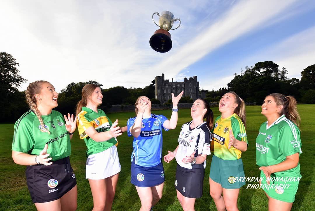 downcamogie_ tweet picture