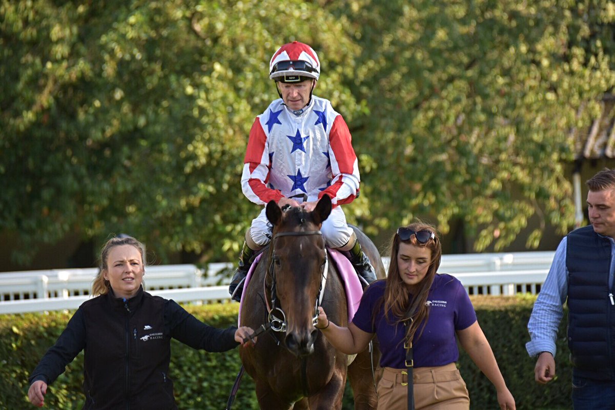 mrossi11's tweet photo. Looks a very nice horse #RomanStone Excellent #winner for @DalgleishRacing and a double for #JoeFanning #CarlisleRaces https://t.co/vTt2LyEwIv