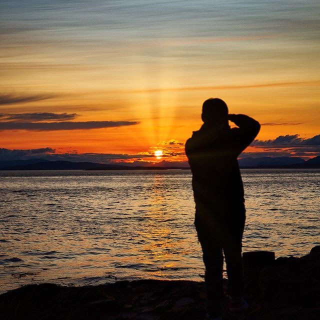 J5MM_Blog's tweet image. This sweet child of mine brings out the best in me.  He is a true inspiration. Thank you BB for inspiring me back into the world of photography. I 💙 U !! .
.
.
.
#ilovemyson #sanjuanisland #wetakephotostogether #storytellingphotography #islandlife #5… ift.tt/31y1UvO