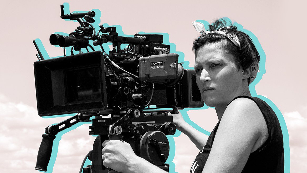 RedElephantF's tweet photo. #DatoRed
De las 186 películas producidas en México en el 2018, 47 filmes fueron dirigidos por mujeres.
#CelebramosElCineMexicano
#DíaDelCineMexicano https://t.co/gqx4bFhSUa