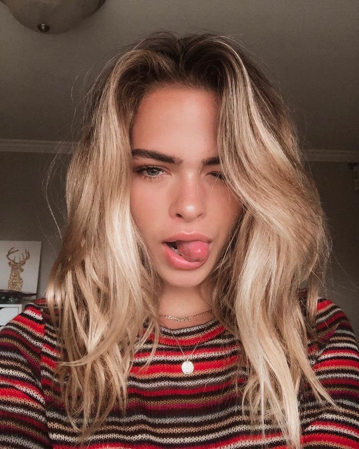 exposingpopular's tweet photo. summer mckeen posted an apology video on youtube and talked about the leaked videos by  telling her side of the story https://t.co/5TBfwbZOYj