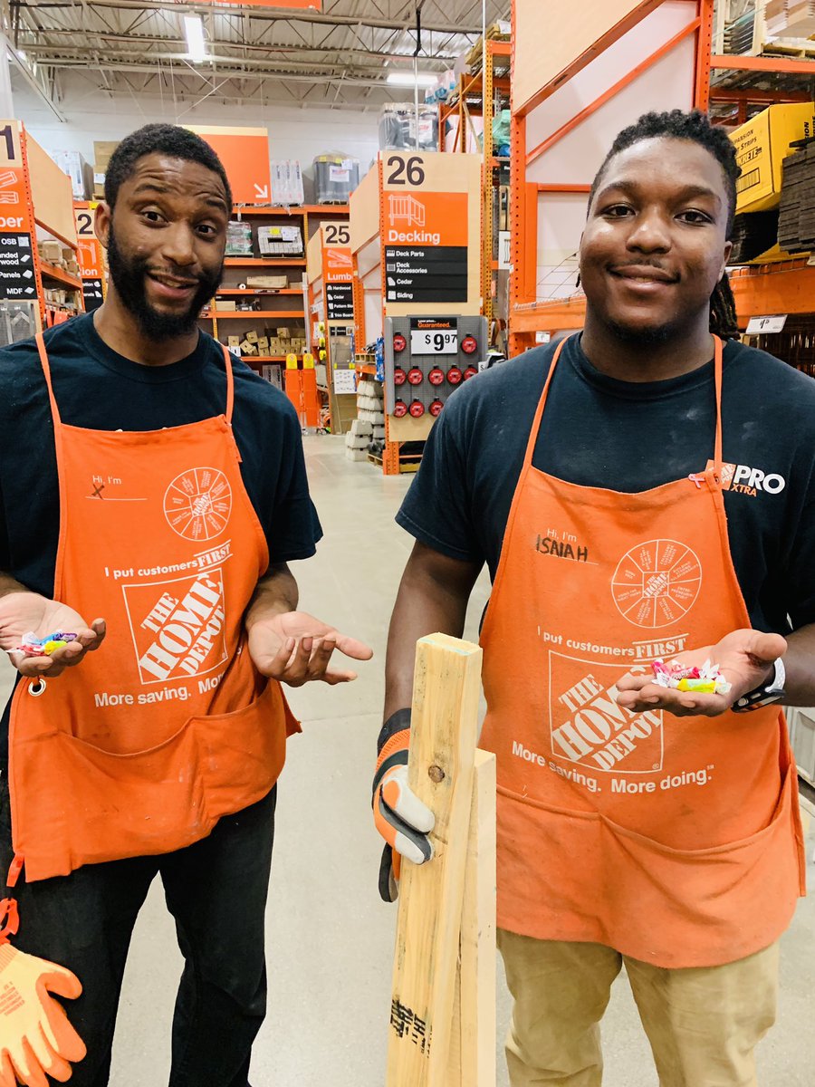 lane_delane's tweet photo. #FrootieToosday at @HD_TheShore4912 ! #FavoriteFairFood #TTS @TootsieRoll @MrHOMERDPOE @rollin_slagle @Rickpet29972325 https://t.co/RyP9R7BEzn