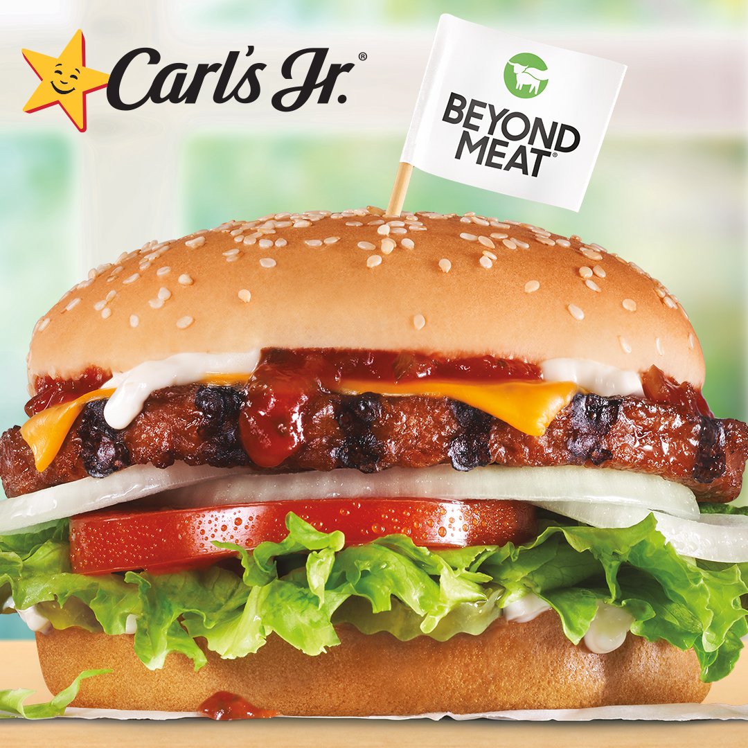 BeyondMeat's tweet photo. Ain't no party like a plant-based party 🎉 Celebrate the #BeyondUpgrade this Thursday, 8/15. Stop by participating @CarlsJr locations and say ‘Beyond Upgrade’ (with purchase of a large drink) for a free Beyond Famous Star!
#BeyondxCarlsJr #BeyondBlessed https://t.co/oB8Ys6ooRh