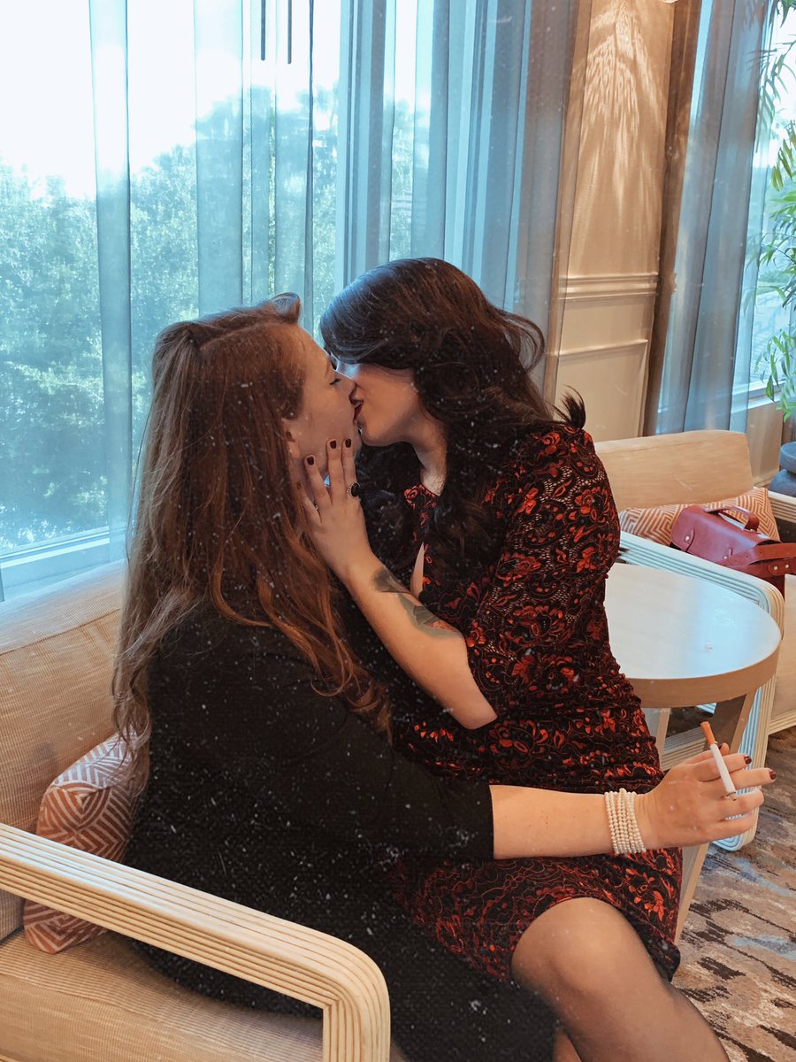 stormalong_bae's tweet photo. Parent teacher conference at its wickedest. #madamspellman https://t.co/OGfmUIf5Wn