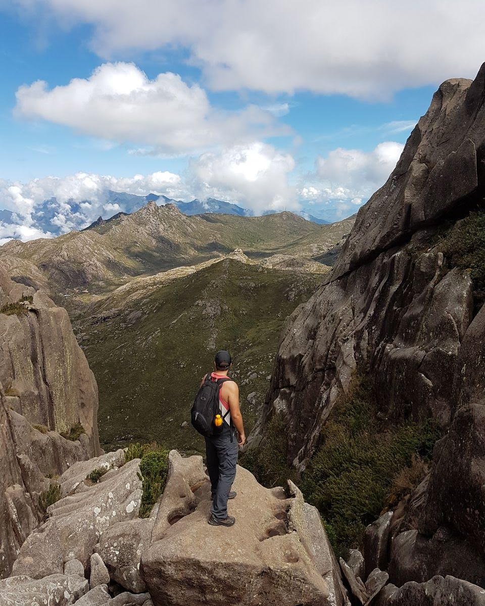 leonardo1opes's tweet photo. Aquele lugar que você se perde no horizonte e se encontra com você mesmo. #chapadas #chapadadosguimaraes #mt #landscape #paisagem #trilha #natureza https://t.co/XuUxKOO2BU