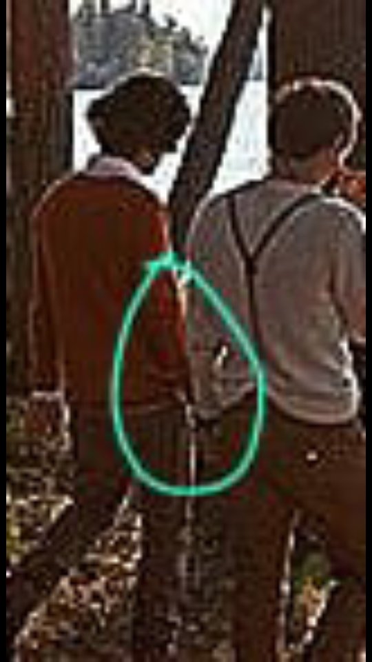 Iloveoned2828's tweet image. Só não ver quem não quer kkkkk O diretor de WMYB quer deixar mais claro o óbvio!! Amo amo  
#harrystyles #LouisTomlinson #wmyb amo um harry e um Louis juntinhos
