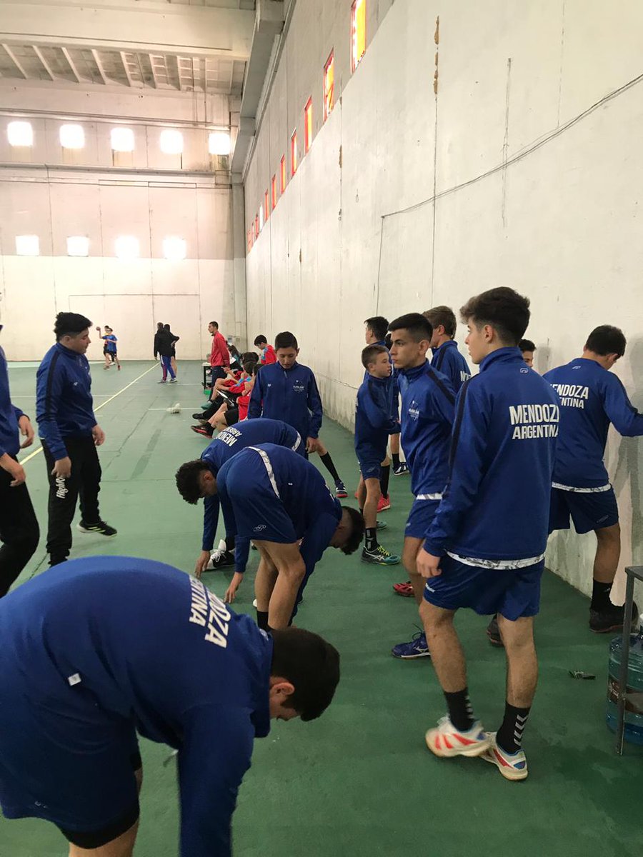 JavierSallustro's tweet photo. ARG. MENORES
|Chapadmalal
|TorneoMasculino "A"
|ZonaB |Final
@HandballMendoza 48:19 #ASamBal
|Femenino "A"
|Zona B
@HandballMendoza 46:28 #AsAmBal
@sportkidsmza https://t.co/QgQHD72NEZ
