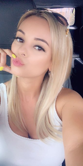 👄 https://t.co/RbgdbbVZbT<a href="/tag/salsamood"class="tags"><span>#salsamood</span></a>