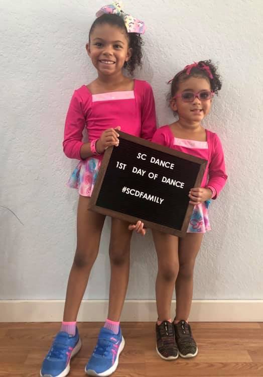 Coach_TyManuel's tweet photo. My girls 💓  
#BriaMae🌻 #KiyaRose🌹 https://t.co/wJY6ylEmOe