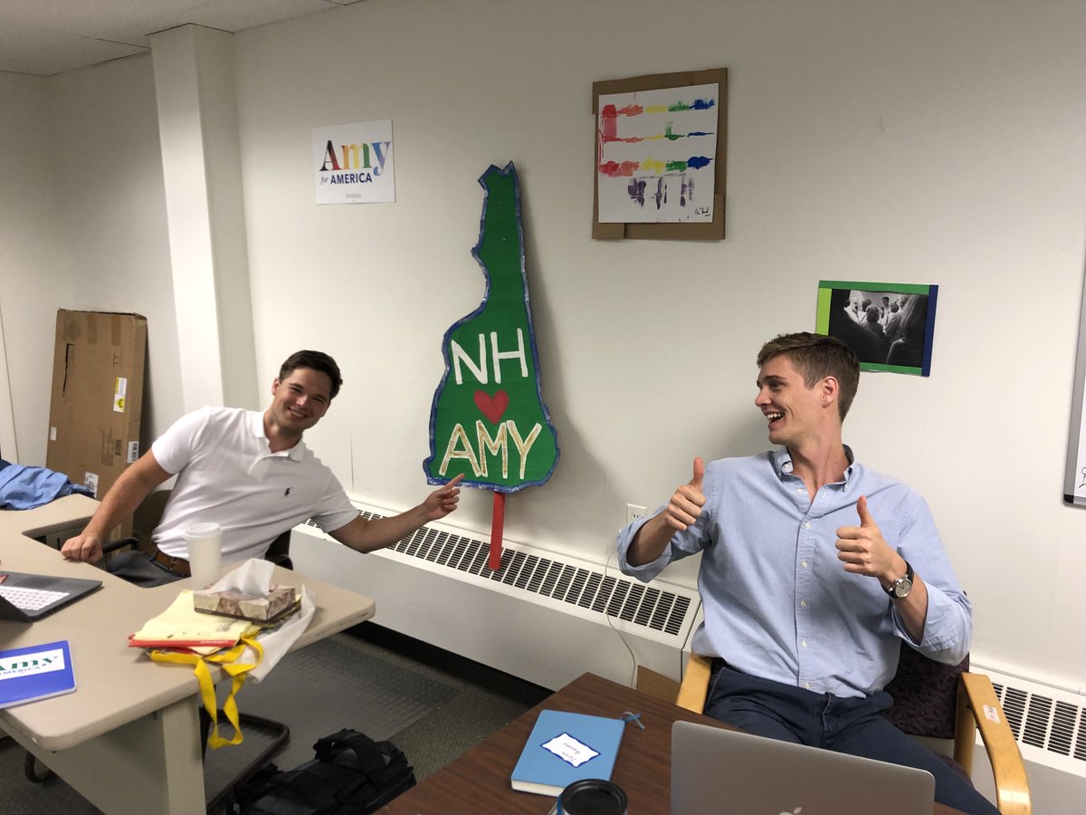 TeamAmyNH's tweet photo. The #TeamAmy NH Headquarters is pretty decked out with fun decorations (and even more fun people!). If you look closely, you’ll see a piece of my colorful abstract art on the wall 🎨 #FellowTakeover #FITN https://t.co/PuC5UNUjEN