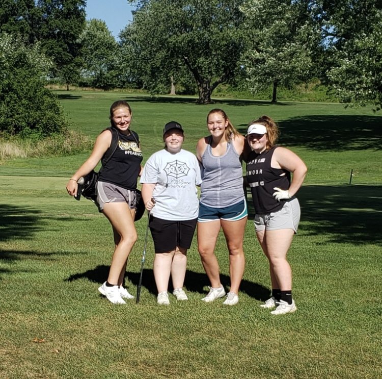 ESHS_Activities's tweet photo. Tiger golfers enjoying a “cooler” day at the course for practice #2. https://t.co/J5QIytjv77