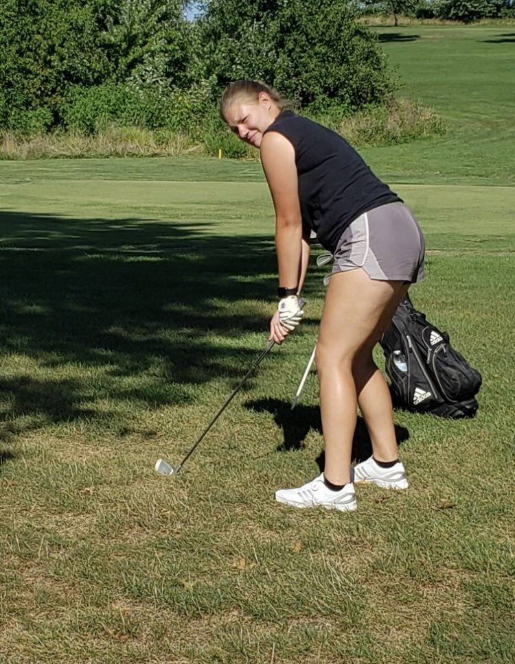 ESHS_Activities's tweet photo. Tiger golfers enjoying a “cooler” day at the course for practice #2. https://t.co/J5QIytjv77