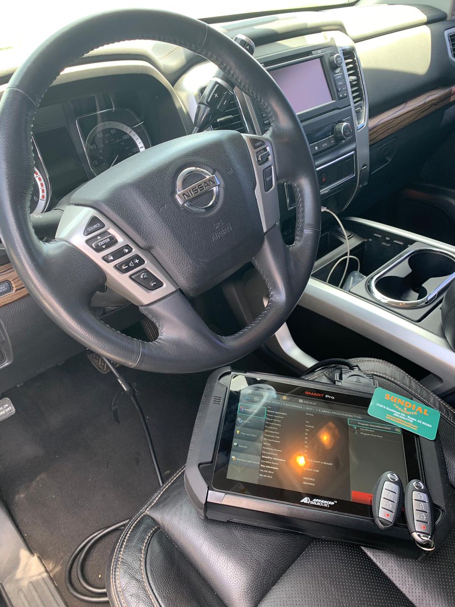 TempeLockShop's tweet image. 2017 #Nissan Titan XD - Add New #IntelligentKey.
• Same Day Service.
• Original #OEM.
• Programming Nissan Intelligent Key with remote start via #SmartPro by Advanced Diagnostics.
• Cutting Nissan emergency key via 3D Xtreme S Key Machine by Laser Key Product.
#tempe #arizona