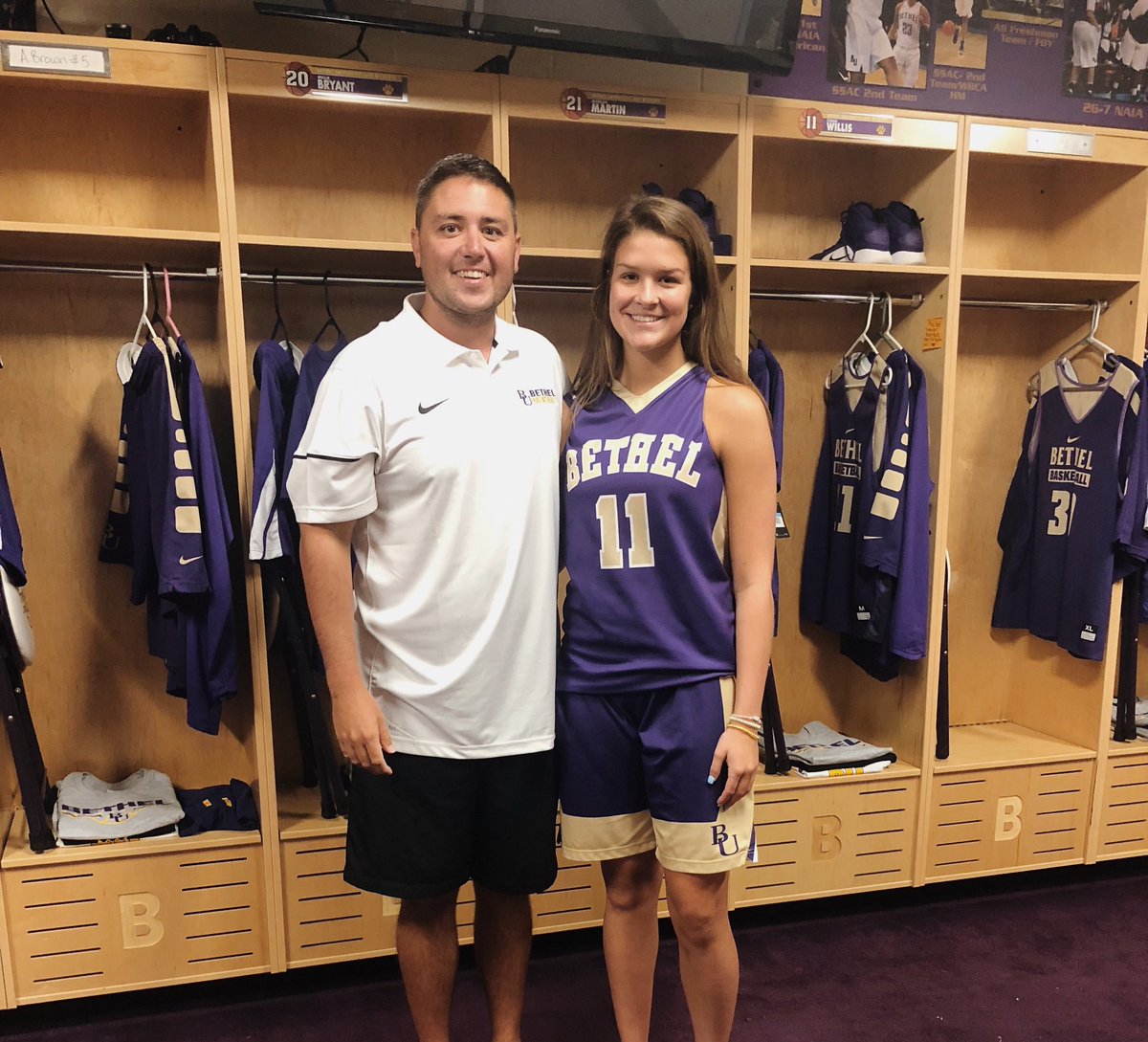emmajohnsonn11's tweet photo. So grateful to have received an offer from Bethel University to play basketball! I really enjoyed today’s visit! Thank you  @coachnelsonBU @coach_map @BULadyCatsBBall @JoshuaEpperson https://t.co/pR9hhlLne0