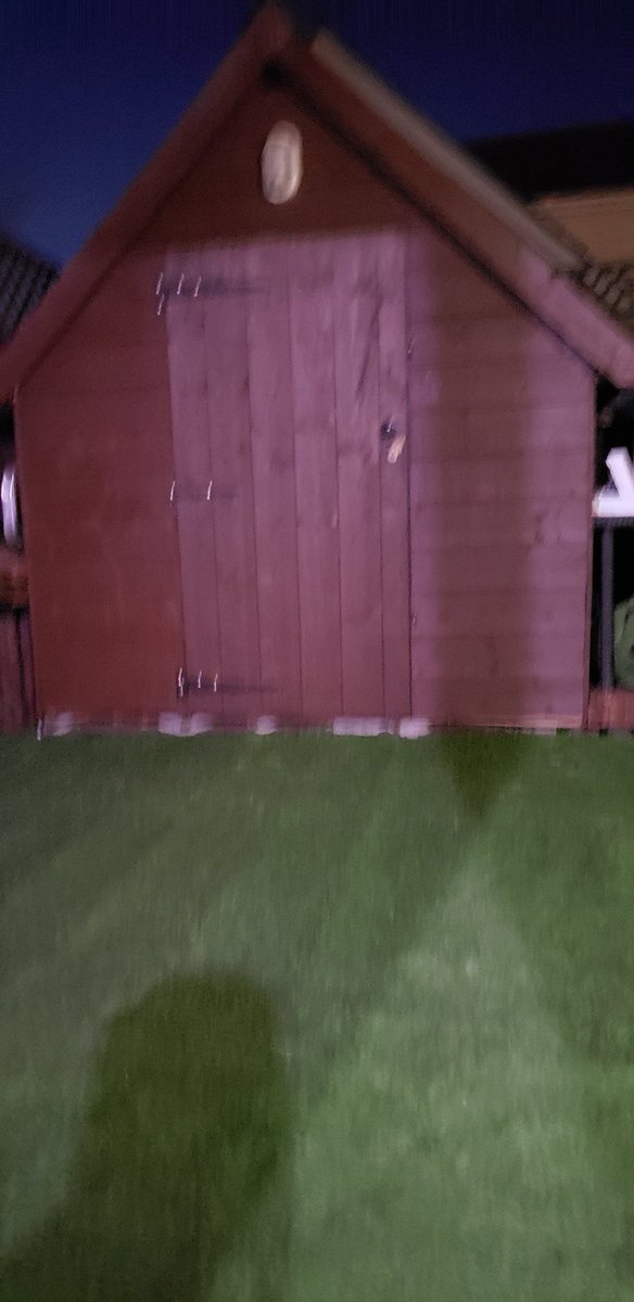 rage4vr's tweet photo. Getting there on the garden, gotta tighten the moody grass tommorow😒 #Rage4VR #Twitch https://t.co/jvchoRjMpN
