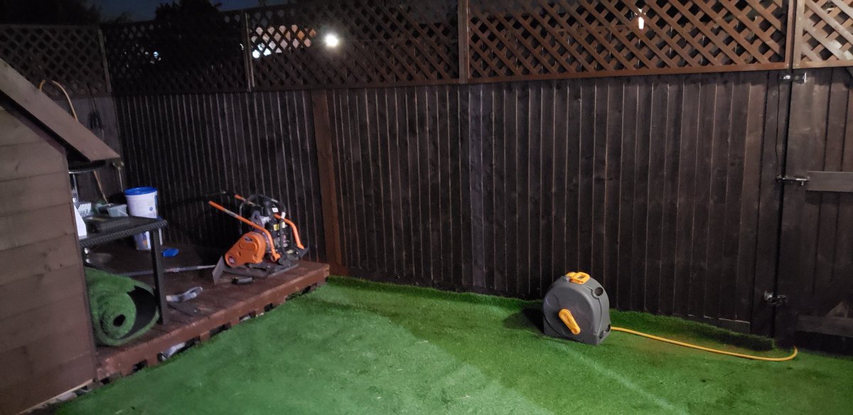 rage4vr's tweet photo. Getting there on the garden, gotta tighten the moody grass tommorow😒 #Rage4VR #Twitch https://t.co/jvchoRjMpN
