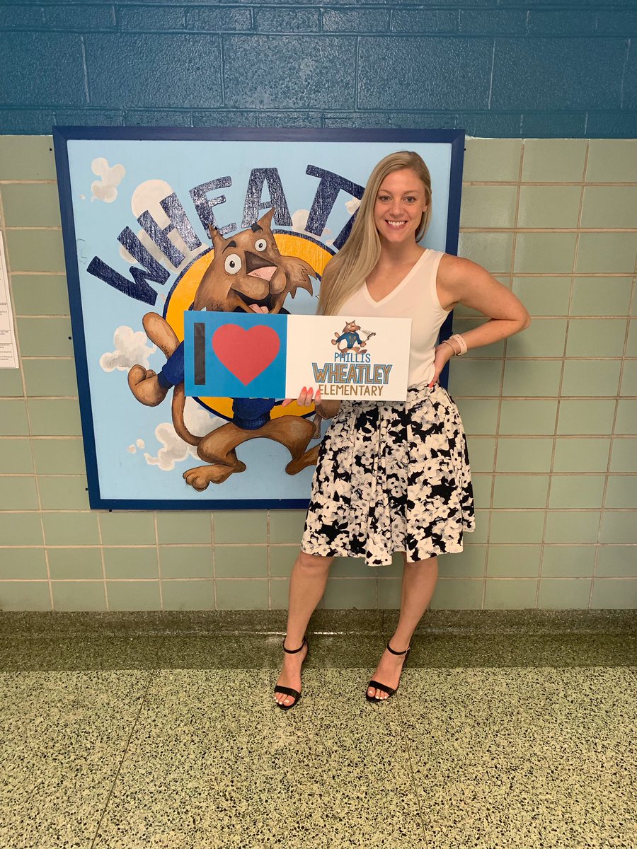 KC_WellsCarter's tweet photo. I’m loving all the BTS photos that are coming in from our #KCPLUS Residents. Pictured below is Rheanna Egli, Cohort 3 Resident and @kcpublicschools Wheatley Elementary students! Have a great school year Rheanna! @TNTP https://t.co/RYh4TsatQT