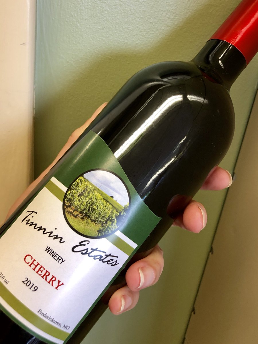 labelonthefly's tweet photo. We can add a photo to make your wine labels truly spectacular at https://t.co/ZSrpNCbJkR #wine #winelabels #vineyard https://t.co/JZhYtSF91c