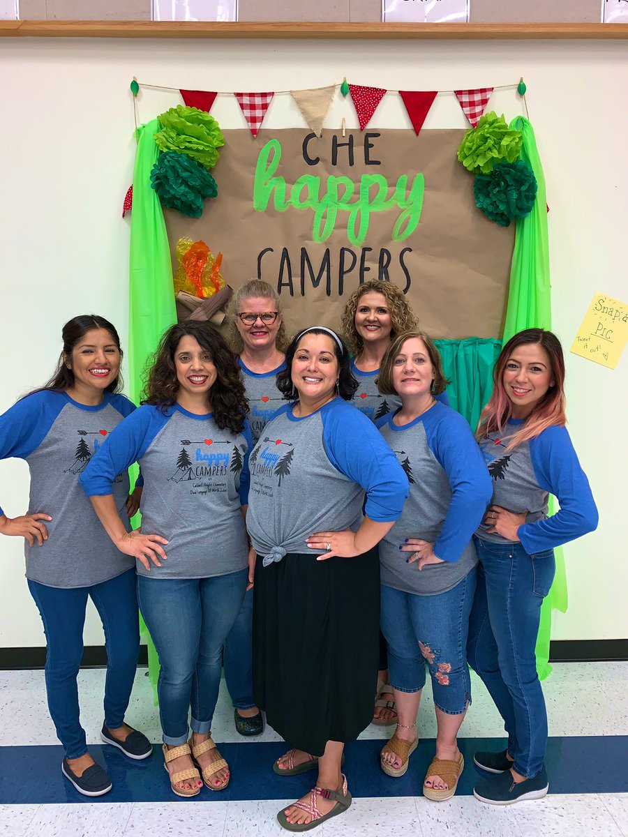 KinderVida's tweet photo. This team is ready to meet our little Kindergartners at Meet the Teacher Night! @CaldwellHeights @RoundRockISD https://t.co/8EO37uZgkO