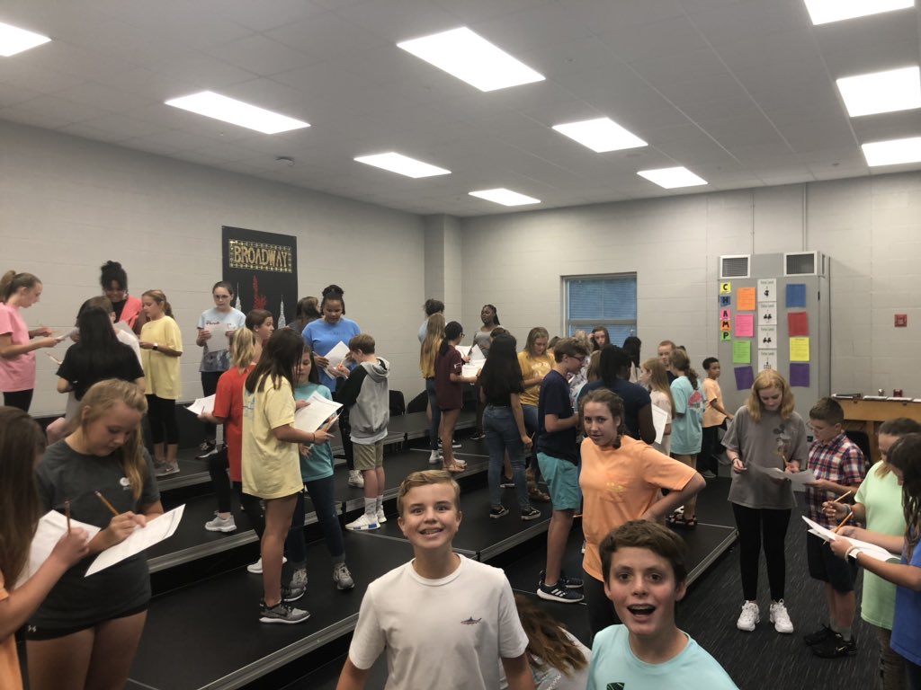 EJHSExpressions's tweet photo. We had a fabulous first night of Expressions rehearsal: lots of measuring, fitting and meeting new friends. Oh. And some great singing in parts. Thank you 8th grade for being awesome leaders! https://t.co/eSutnNR6rE