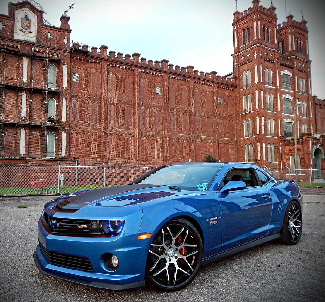 Cardzoauto's tweet photo. 🔥HOTWHEELS CAMARO 🏁🇺🇸🇧🇷
.
Siga @cardzoauto @cardzoauto @cardzoauto @cardzoauto
.
📸 @orange_track_bound
#cardzoauto #camarolife #camarodaily #camaross #augusta #hotwheelsedition #ls3 #chevycamaro #6spdmanual #chevymuscle #lsx #chevy #augusta #chevy_power_only #camaro5thgen https://t.co/wx7d4b5uP9