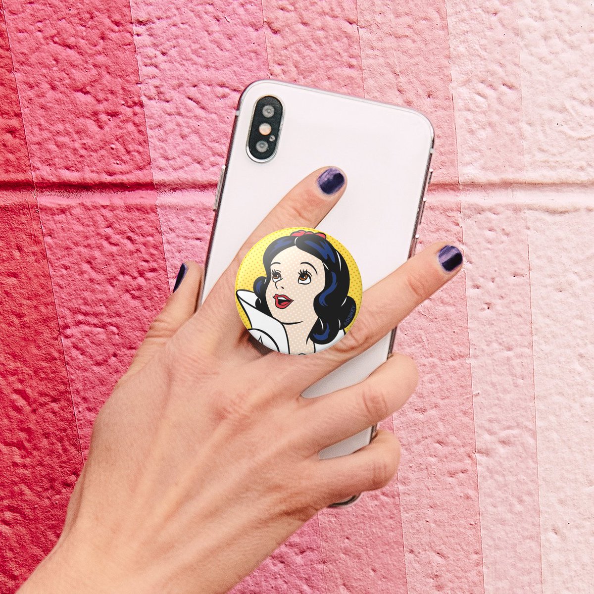PopSockets's tweet photo. Pick your Princess and swap your PopTop. Disney Princess Collection is live, so get in there and shop now. https://t.co/3mRr7OsyKC #PhoneBetter #powerofprincess #disney https://t.co/NCNijP5Vd3