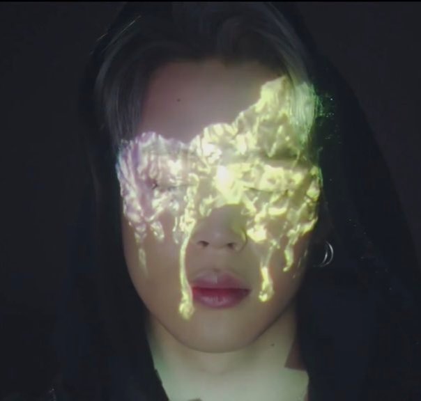 I wanted to do a thread on  #JIMIN and Prince The Artist cause I feel like they have the same attributes.Jimin has that Prince power strut. They both have that "I never thought I would call a man beautiful" look but yet sexy as all get out. I hope you enjoy it.  @BTS_twt