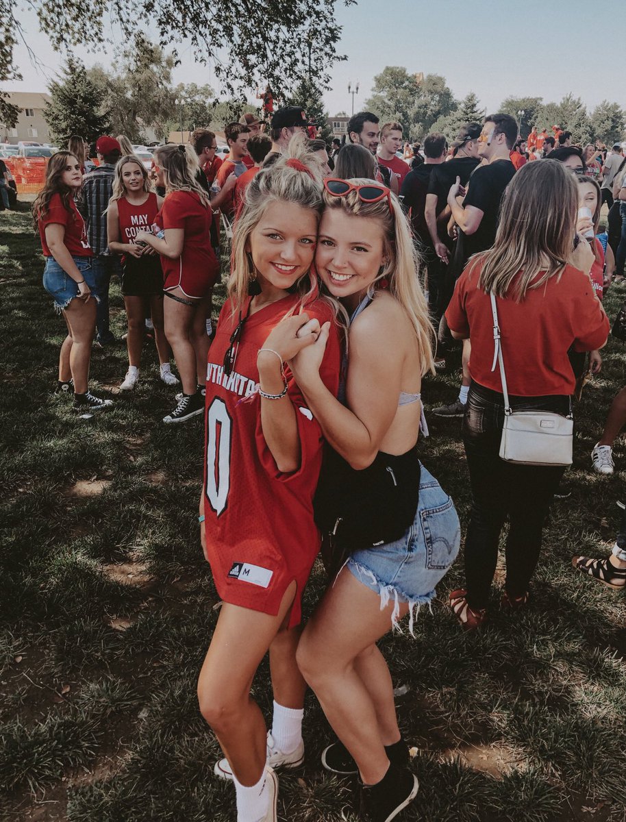 USDAlphaPhi's tweet photo. We can’t wait to be back in Verm!! #goyotes 🐺 #7days https://t.co/H3fwa1tT63