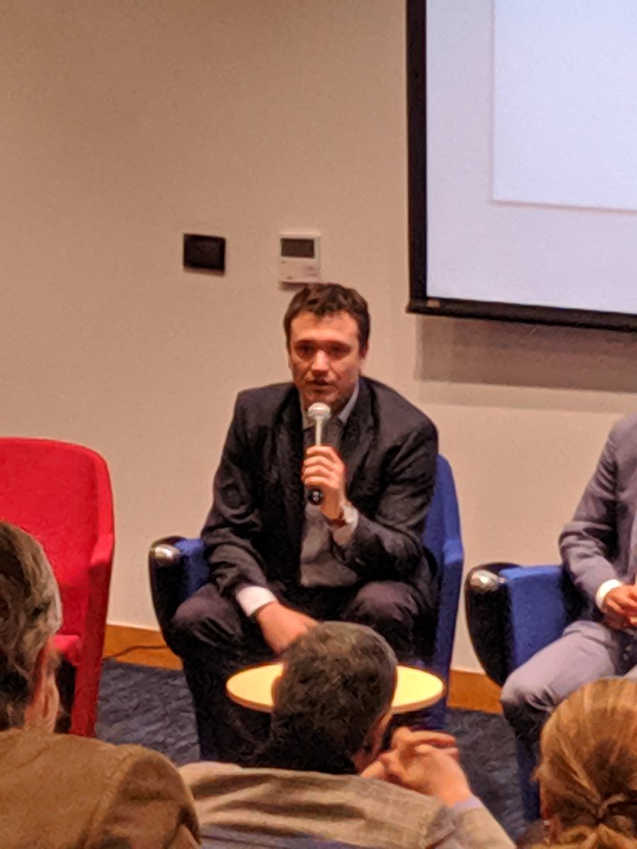Miguequipile's tweet photo. "Las innovaciones son sociales. La tecnología no es un fin sí no un medio."
@lucasjolias @ObservaticsUEX @jeanifferduran @veugeniav @notariadoucnc... Grande Lucas... Muchas gracias https://t.co/zugOknxlR3