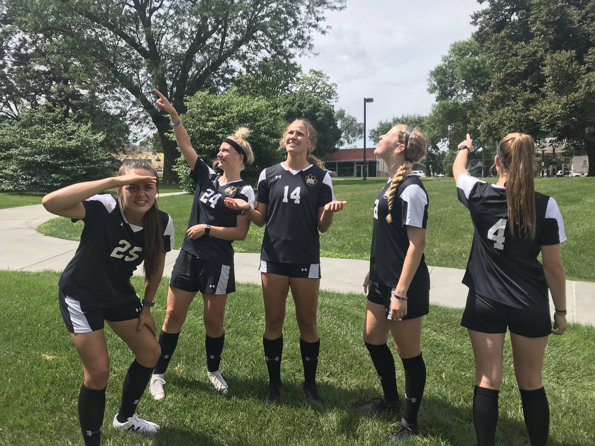 WayneStSoccer's tweet photo. You tell us how photo day went 🤪

#GoCats 🐯 | #PlayForThePaw🐾 https://t.co/BQxgrtD1CV
