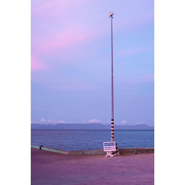 RyCayari's tweet photo. Do not smoke.

#ricohgr #ricohgr3 #ricohgriii #grsnaps #grtist #gr3 #griii #culion #culionpalawan #coron #coronpalawan #philippines #sunset #beach #island #travelgram #passportready #pilipinas #pilipinasdestination https://t.co/QyK0ScveNX
