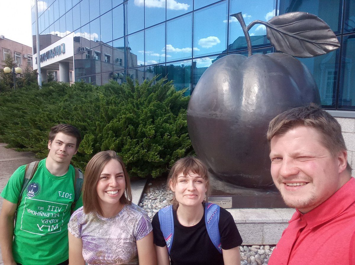 Soils as part of local history. At our leisure we have visited Kursk, found soil profiles in Museum of Local History and took a photo with #antonovka apple. #Chernozem and #antonovka - symbols of this region. If you are #soilscientist and will have a trip to Russia, visit it! ✈️
