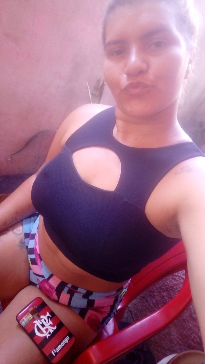 Sumara1's tweet photo. Na minha varanda https://t.co/hLda90qNgd