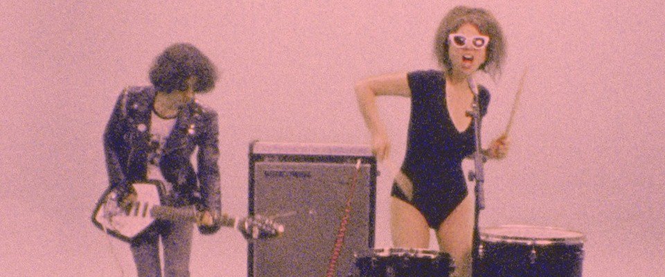 #AustinMusicMinute TONIGHT: <a href="/drunkmums/">Drunk Mums</a> <a href="/the_reputations/">The Reputations</a> &amp; Teenage Cavegirl at <a href="/HotelVegasATX/">HOTEL VEGAS</a> Doors 9PM. ow.ly/fLzb50vwOX8