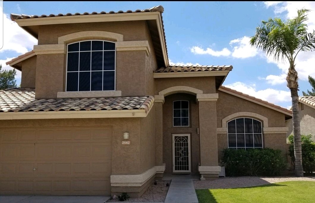 AccentScreens's tweet image. Accentuate your home and block the heat with our Solar Sun Screens. Call us or visit our website for a free estimate. #sunscreens #srprebate #solarshades #solarscreens #windowscreens #sunshades