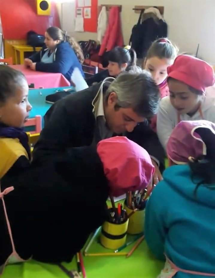 JoseLuisWalser's tweet photo. José Luis Walser #Hoy nos reunimos con Chabela Massiolo -Directora del Hogar de Niñas-  y con Mariana Bosch -Directora del Hogar de Niños- para conversar sobre el funcionamiento y situación de ambas instituciones... https://t.co/CPSXSGiRYp