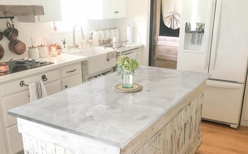 rarely seen good veins, suprem quality! 18mm slabs, stock available now
we can deliver in finished products like #vanitytops, #stairsteps, #bartops, #floortiles, #wallpanels etc.