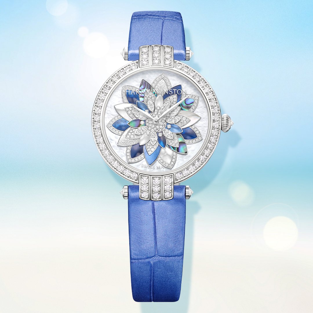 HarryWinston's tweet photo. Unwind in style with the Premier Lotus Automatic 31mm: https://t.co/DHkZLnJpLZ #WinstonSummer #HarryWinston https://t.co/eYefUu7Q69