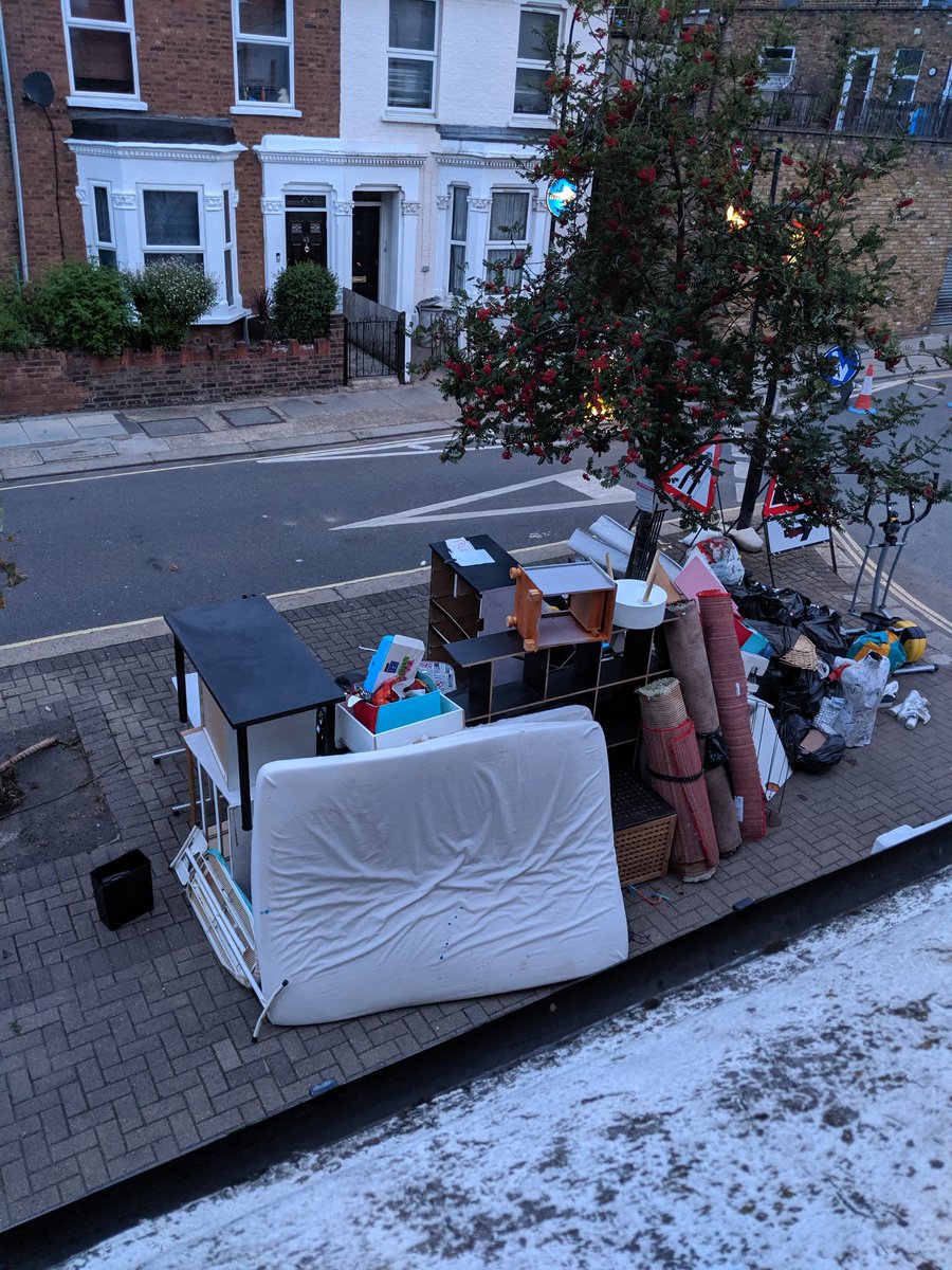 Merv Charles tweet media