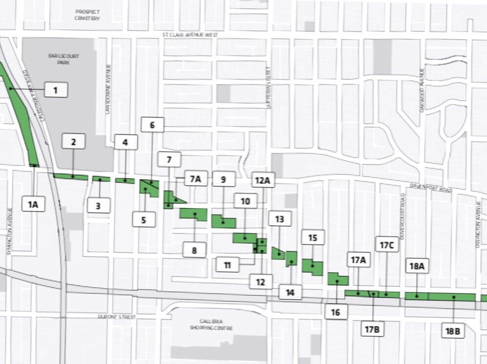parkcircuit's tweet image. The Green Line will connect 11 existing and 10 new parks from St. Clair and Wiltshire in the north west to Davenport and Macpherson with a “safe, convenient, and connected pedestrian system”. #TOparks #GreenlineTO