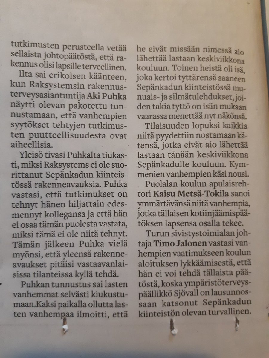 Tommi_Kinnunen's tweet photo. Mitä näille lapsille oikein tehdään? Mitä opettajille? OPS vaatii turvallista opiskeluympäristöä, mutta nyt oppilaat saavat sairauksia, jotka tuhoavat tulevaisuuden. Kuinka kalliiksi tulee säästää tilojen korjaamisessa, jos laskee hinnan myös terveyden menettämiselle? https://t.co/PH4E4od5p1