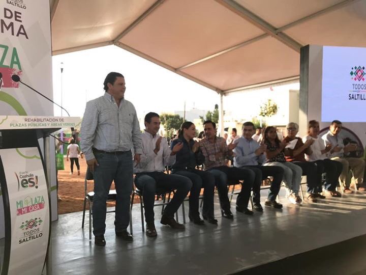 anibalsoberon's tweet photo. Presentes en el arranque de el Programa “Mi Plaza es Mi Casa” evento presidido por el Gobernador @mrikelme y por el Alcalde @manolojim 
En este programa se remozarán más de 800 plazas de nuestra ciudad #FuerteCoahuilaEs #TodosPorSaltillo https://t.co/JwHclDFs4O