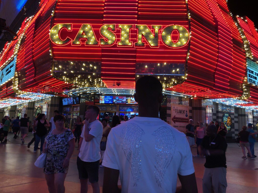 JoeyD__'s tweet photo. I really got a hustlers spirit https://t.co/CpcuxWU9qb