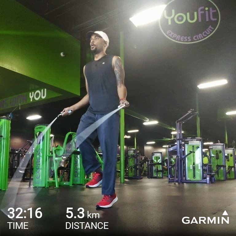 run3sixty5's tweet photo. #RunStreakDay 1321:  Daily run, jump, and burpee done. Y'all be good. Do you. ✌️
.
.
.
.
.
#runstreak  #trailrunner  #ultrarunner #egsleeve365  #inknburnalumni  #runningismytherapy #RwRunStreak #runphx #5kaday https://t.co/yiMfd00IXC https://t.co/8S1Fv9CZ35