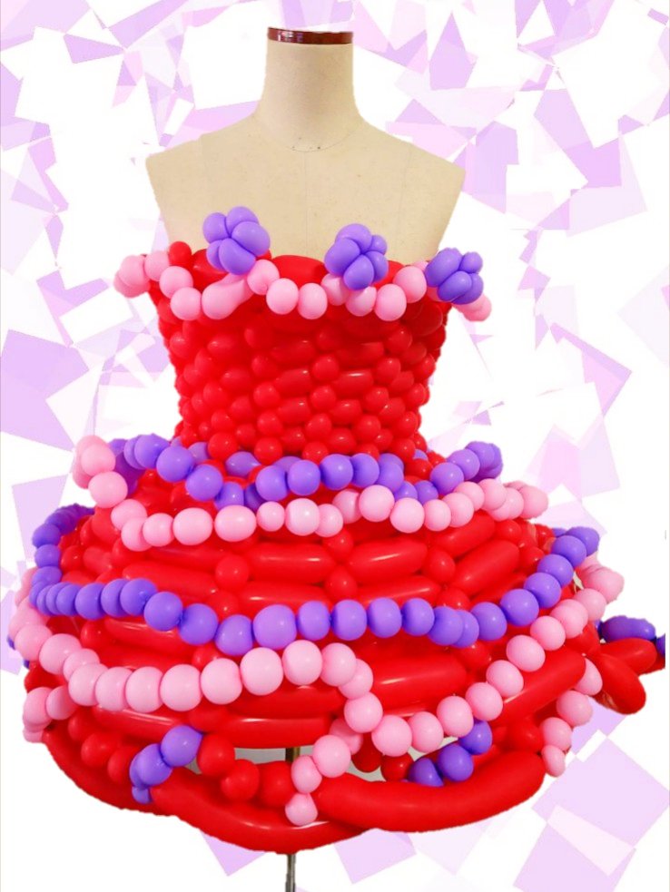 balloonchii's tweet photo. 近所のお祭りのためにドレス作ったんだけど、久々だったからすごい疲れた〜
デザイン的にはあんまり綺麗にできなかったけど、ドレス着た子どもたちが満足げだったからこれはこれでいいか。 https://t.co/3zkF8wNP96