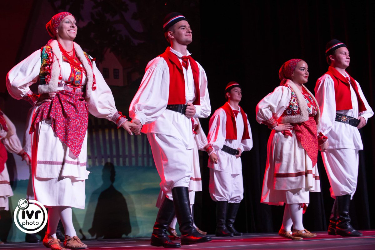 HrVwpg's tweet photo. Another night of the Croatian Pavilion is finished🇭🇷 Only 4 more nights!! Don’t forget, we are hosting a late night party on Friday!❤️ @Folklorama #folklorama50 #cropavilion (huge thank you to IVR photo for the amazing pictures!) https://t.co/Ht92GdznhZ