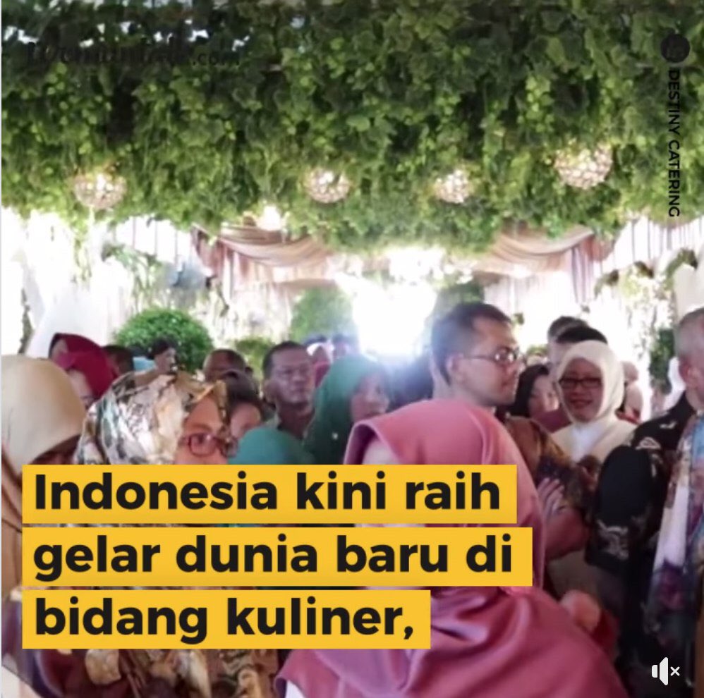 hellosolechan's tweet photo. Menghabiskan makanan yang ada dipiring itu membuat senang
1. Teman semeja
2. Yang memasak
3. Yang cuci piring
4. Petani

Bisa diartikan juga itu adalah salah satu bentuk praktik dari bersyukur https://t.co/Sdn8j8gt84