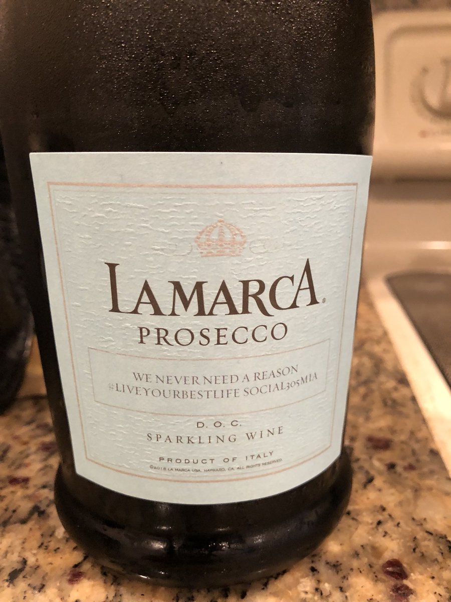 It’s #NationalProseccoDay and this is one of my favorite brands #LaMarca #Prosecco #LaMarcaProsecco #ItalianSparklingWine #Miami #MakeEverydaySparkle 💫