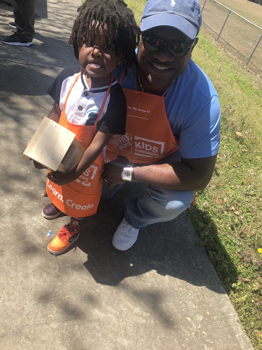 #UNITEDWAY CAMPAIGN COUNTDOWN.  We have two days until #UPSERS can make their pledge to have impact to our communities in the South Atlantic District.  Let’s make a difference!
#intentionalgiving #TogetherWeAreUPS  <a href="/MWUPSATLDIV/">Michelle Windom</a> <a href="/DJFightingIrish/">Derrick L. Johnson</a> <a href="/KeithHi40724978/">Keith Hill</a> @upsey7